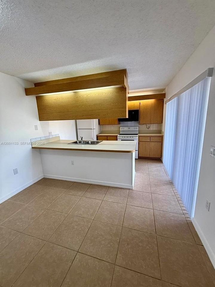 528 Green Springs Pl #528 - Photo 5 of 12