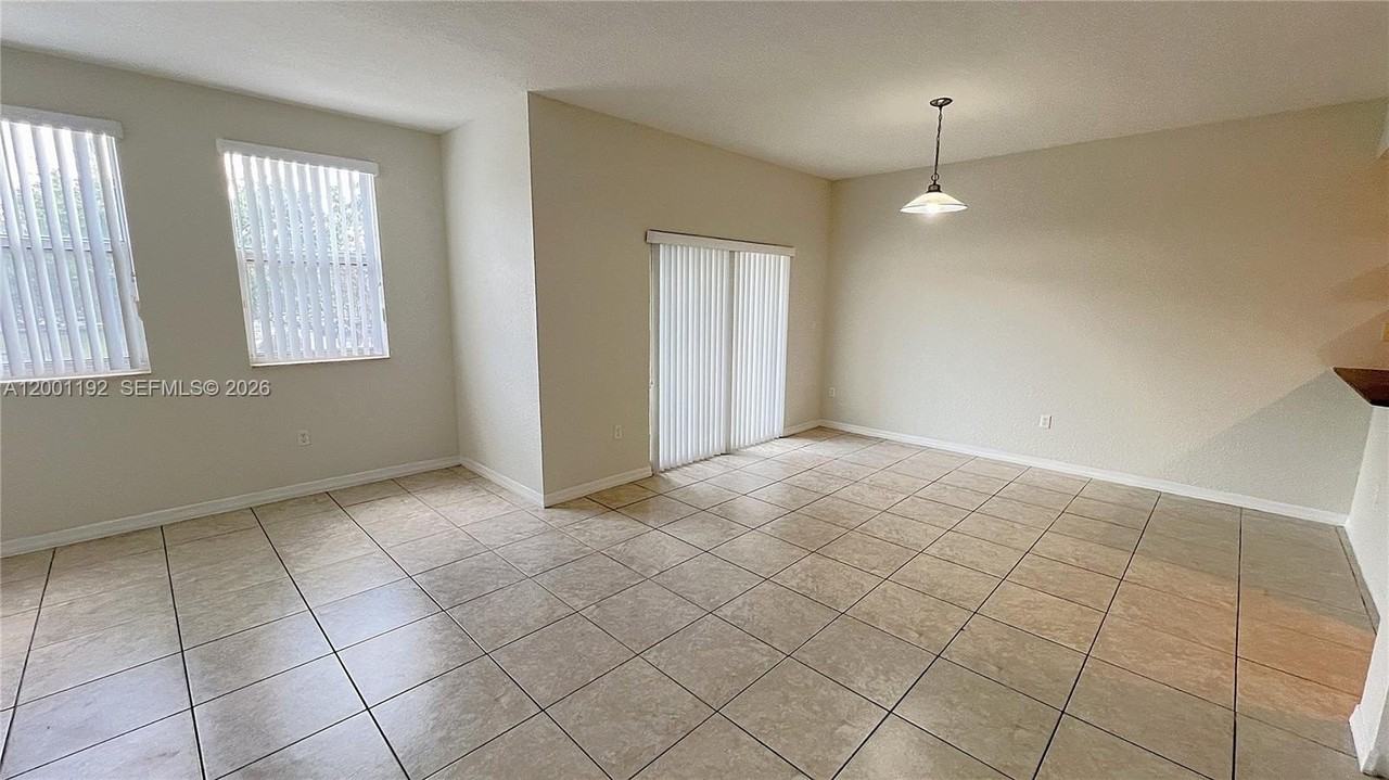 10885 Nw 89th Ter #221 - Photo 3 of 23
