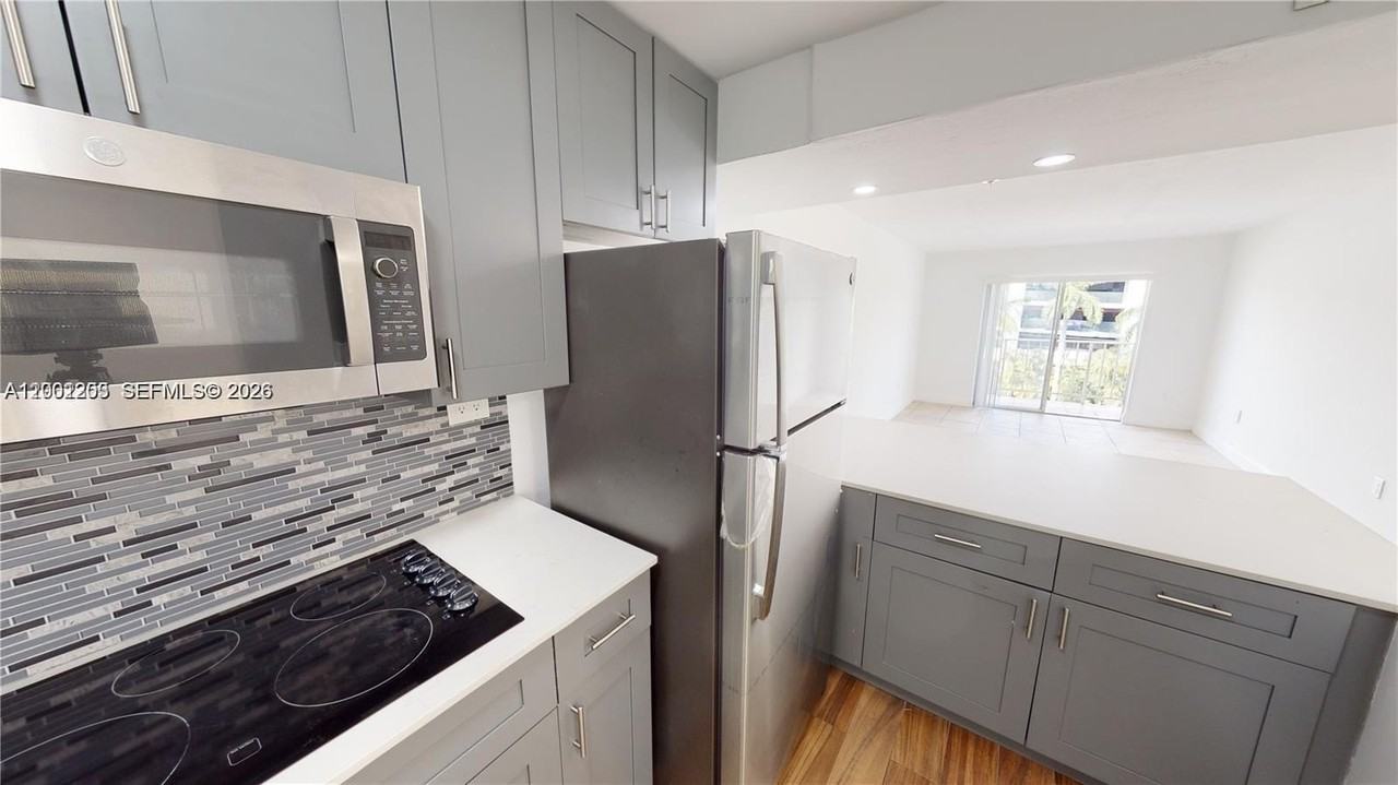 453 Sw 2nd St #301C - Photo 3 of 21