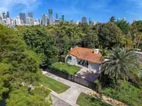2311 Sw 9th Ave - Photo 1 of 1