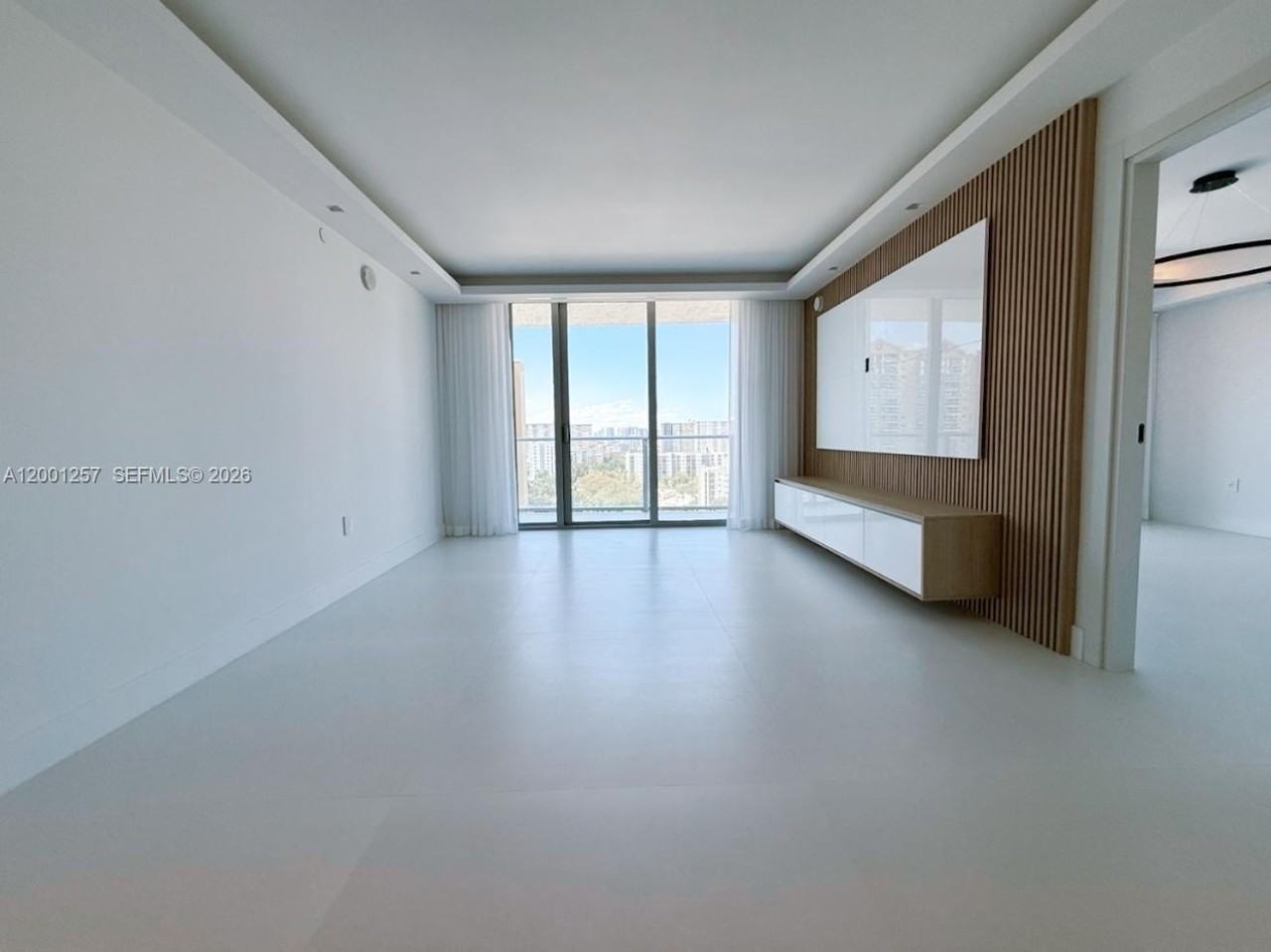 330 Sunny Isles Blvd