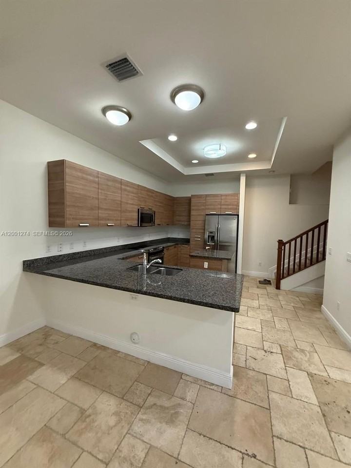 5186 Nw 83rd Ct #5186 - Photo 4 of 21