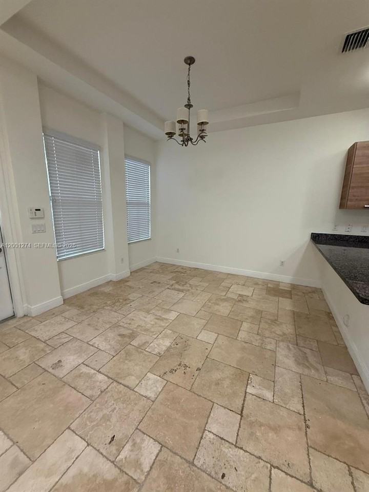 5186 Nw 83rd Ct #5186 - Photo 5 of 21