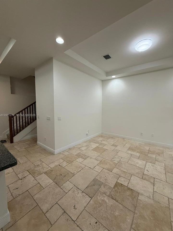 5186 Nw 83rd Ct #5186 - Photo 6 of 21
