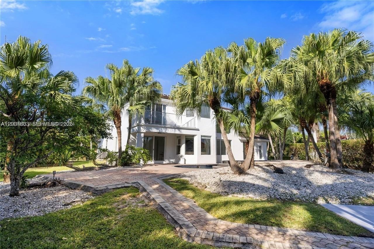 16449 Sw 84th Pl - Photo 7 of 50