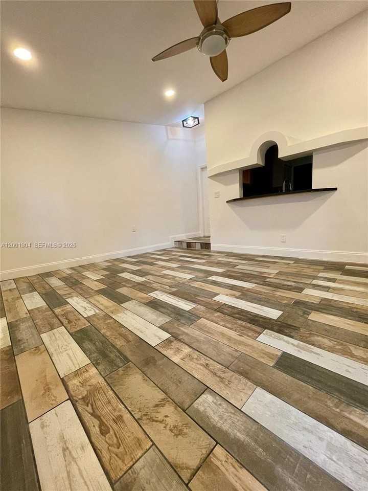 11288 Sw 9th Ct - Photo 3 of 11