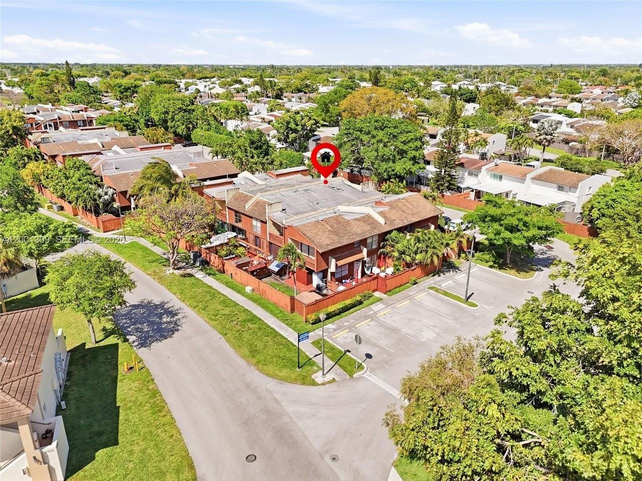 6704 Sw 114th Pl #F - Photo 6 of 40