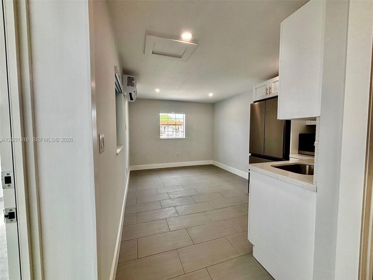 130 W 57th St #SIDE - Photo 7 of 27