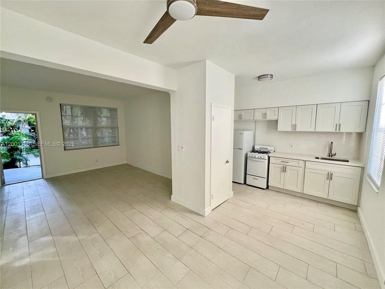 135 3rd St #25 - Photo 6 of 12