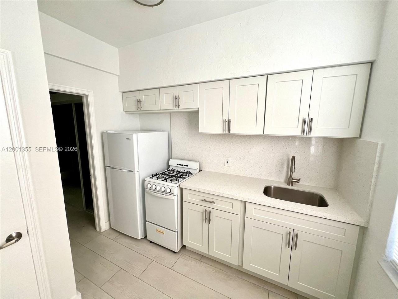135 3rd St #25 - Photo 7 of 12