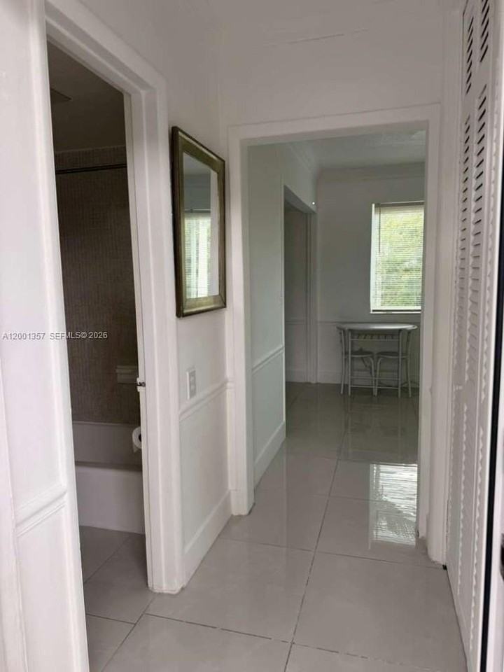 2430 Ne 135th St #300 - Photo 5 of 13