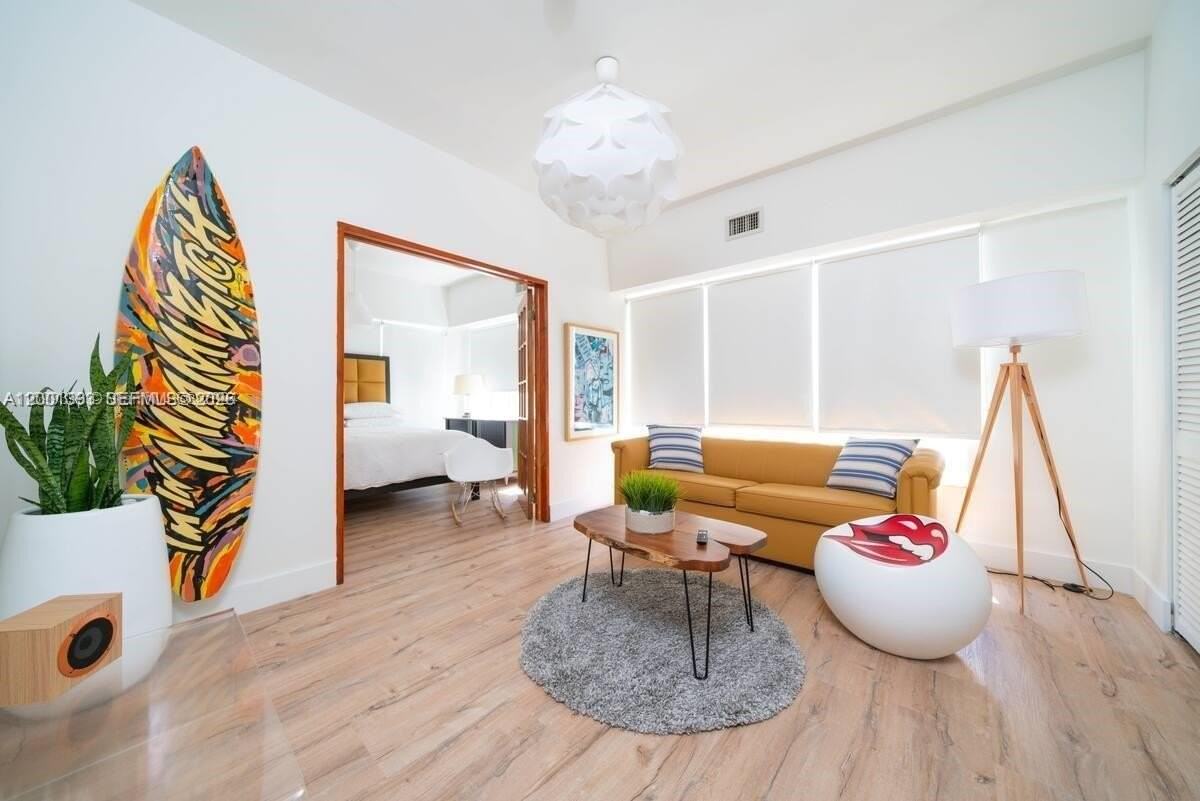 227 1st St #7 - Photo 2 of 12