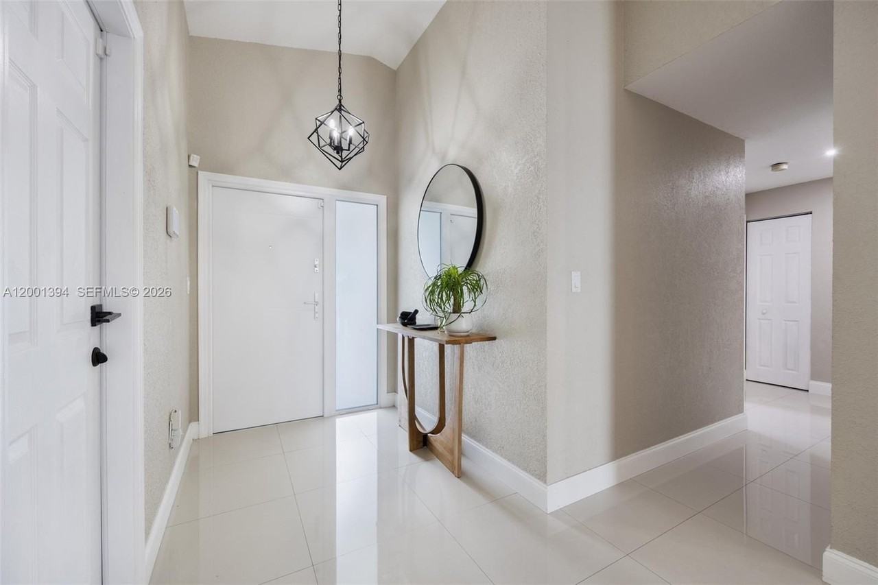 3506 Nw 79th Way - Photo 2 of 16