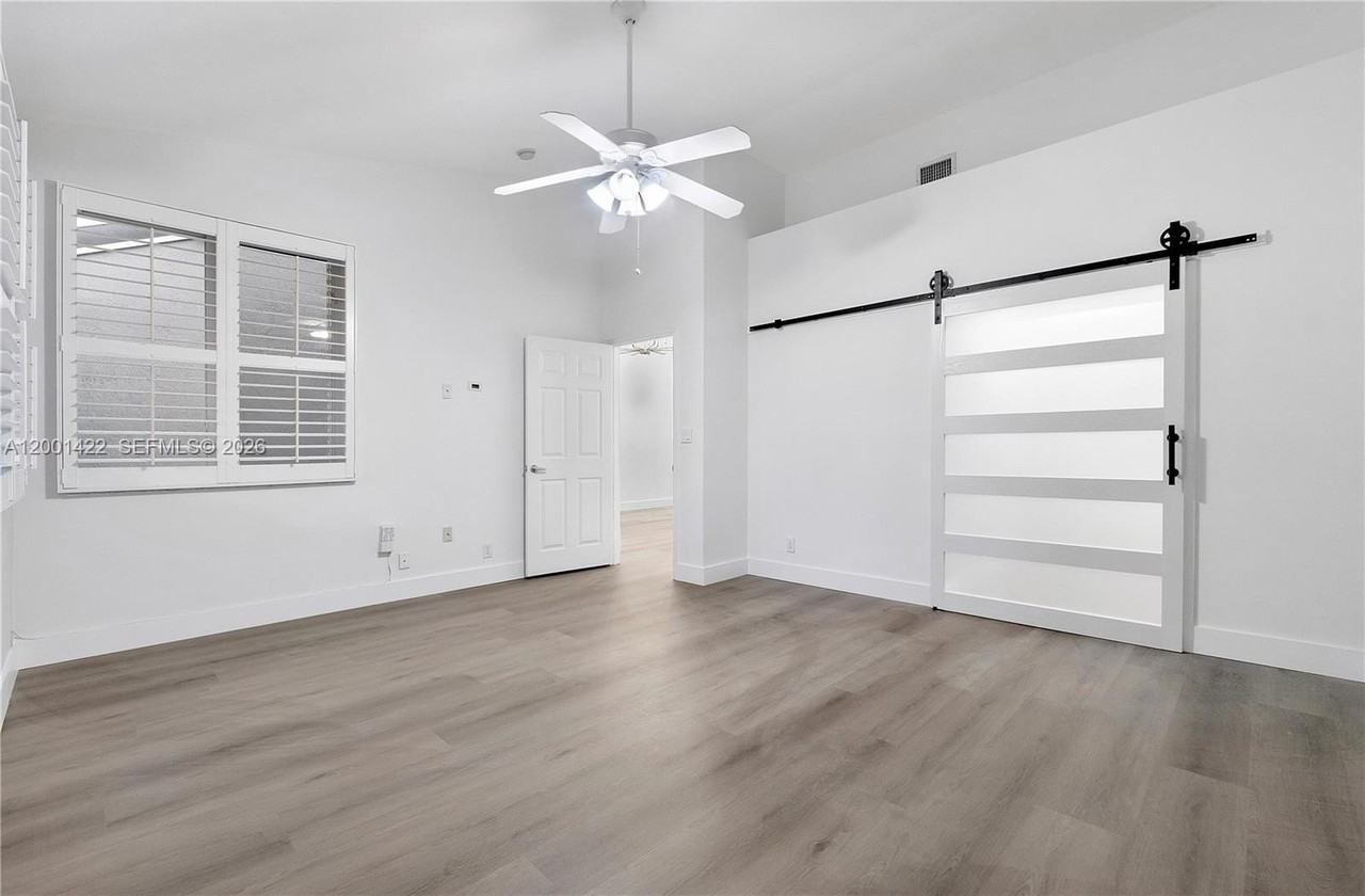 5661 Nw 125th Ave #5661 - Photo 5 of 22
