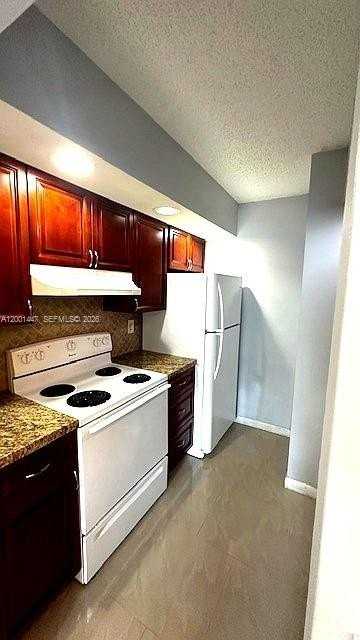 10176 Twin Lakes Dr #13C - Photo 6 of 13