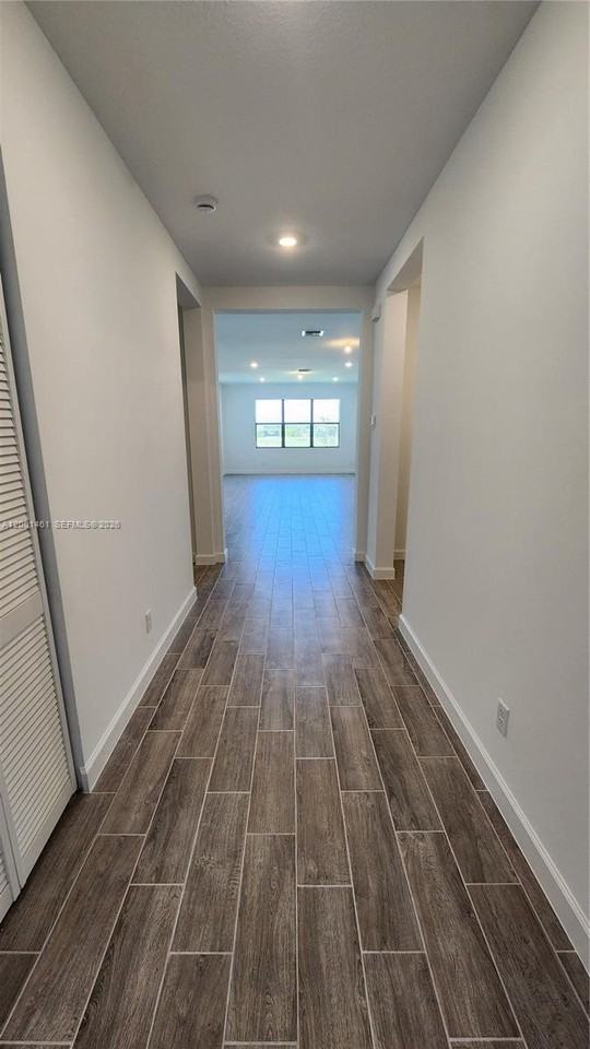 19047 Croft Mill Xing #19047 - Photo 4 of 24