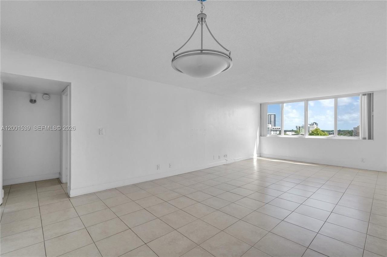 9143 Sw 77th Ave #B710 - Photo 3 of 18