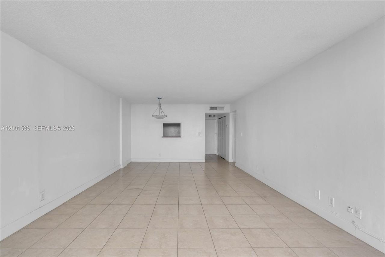 9143 Sw 77th Ave #B710 - Photo 5 of 18