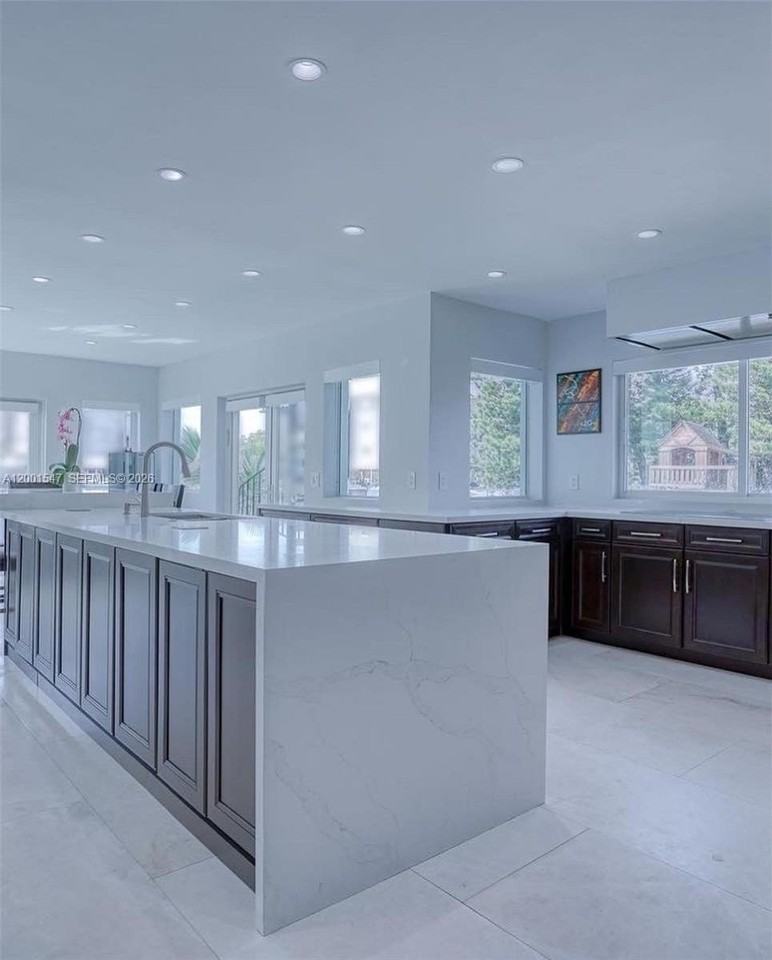 13300 Biscayne Bay Ter - Photo 7 of 44