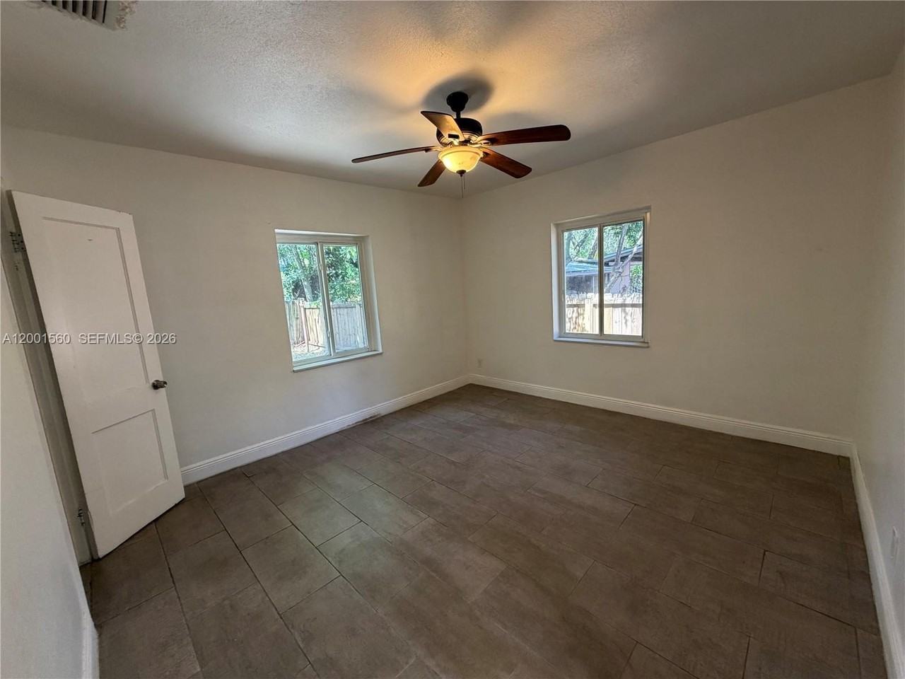 7712 Ne 1st Ct - Photo 7 of 11