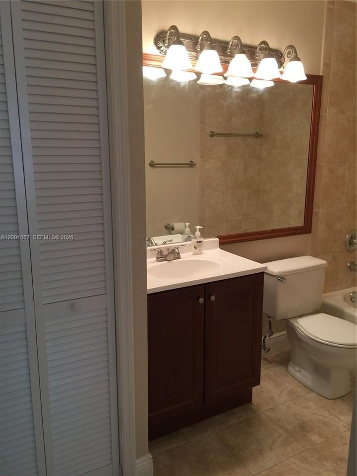9223 Sw 141st Pl #9223 - Photo 6 of 17