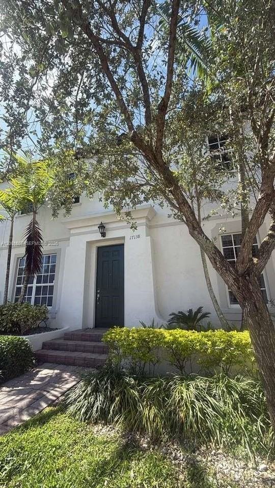 17138 Sw 93rd St #17138 - Photo 3 of 26