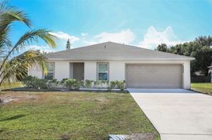 featured image of 2352 Se Surrey Pl