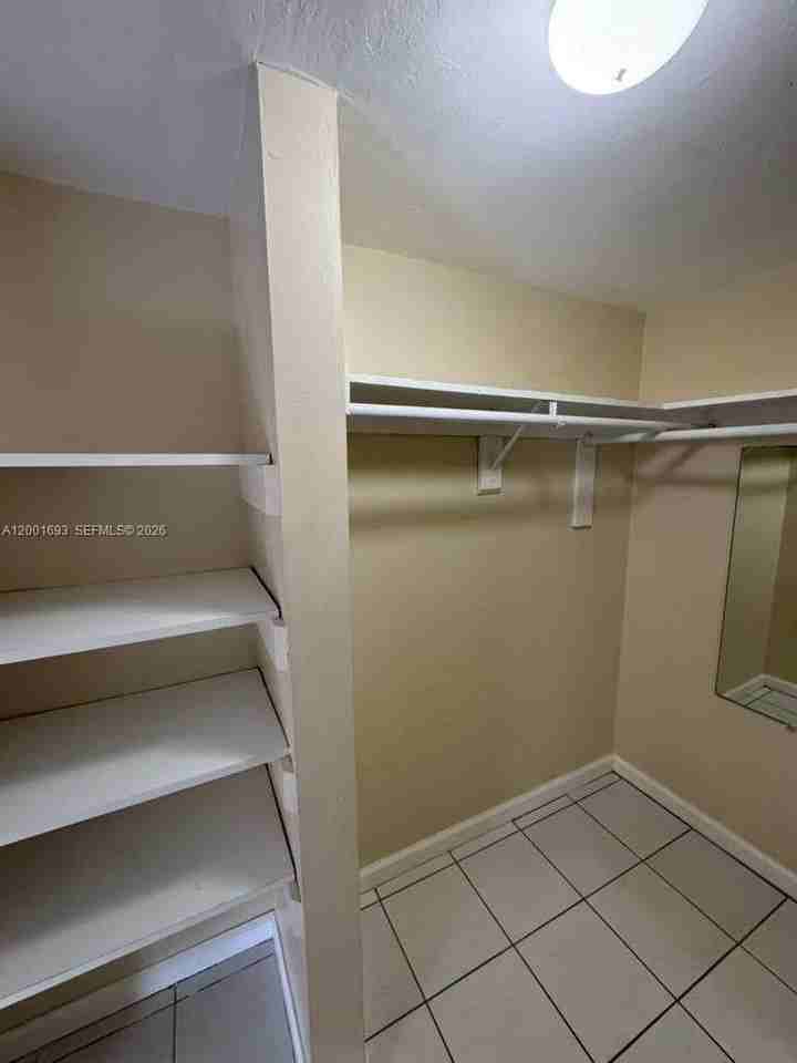 10383 N Kendall Dr #N1 - Photo 7 of 15