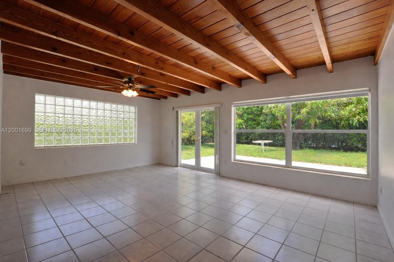 11111 Sw 78th Ct - Photo 3 of 19