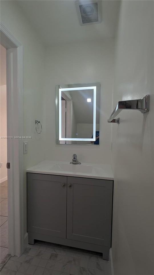 213 E Forest Oak Cir #213 - Photo 7 of 42