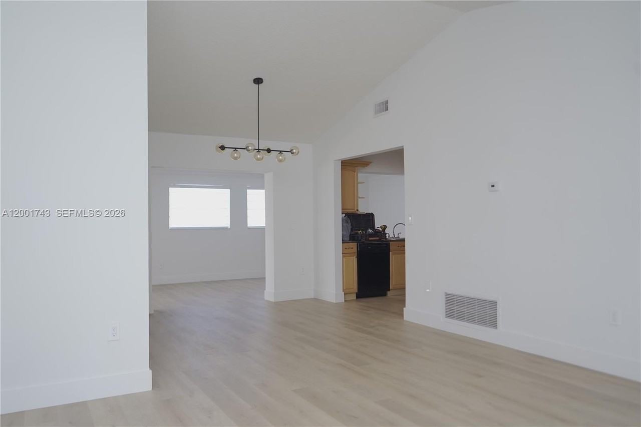 4290 Nw 120th Way - Photo 3 of 13