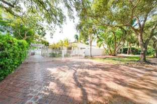 230 Cranwood Dr - Photo 1 of 1