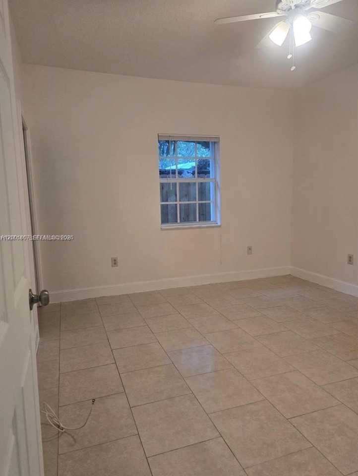9740 Nw 5th Ave #B - Photo 5 of 12