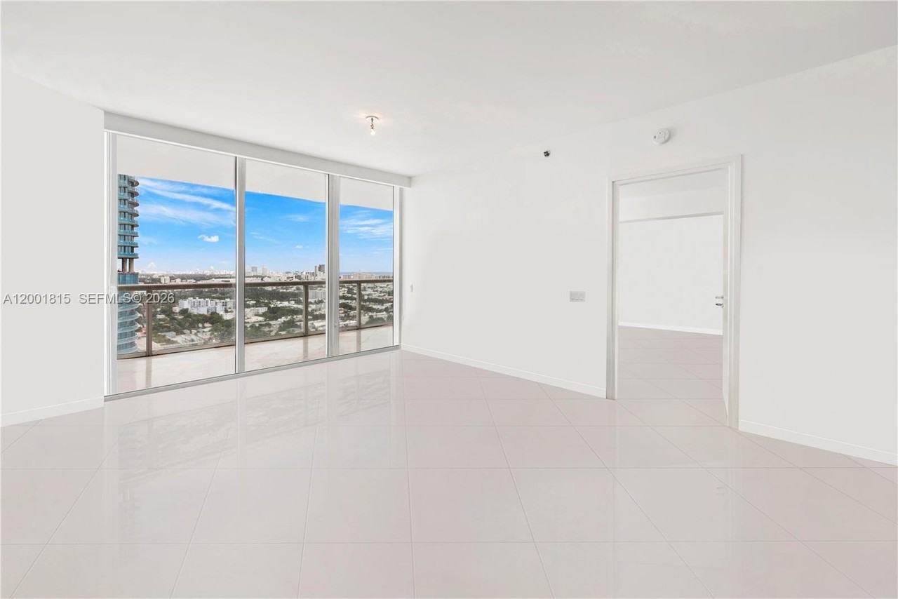 450 Alton Rd #2704 - Photo 3 of 17