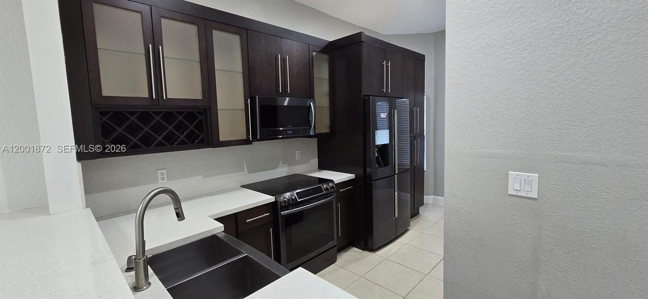 16325 Sw 103rd Ter #16325 - Photo 5 of 19