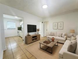 featured image of 220 220 NW 11th Ter #2