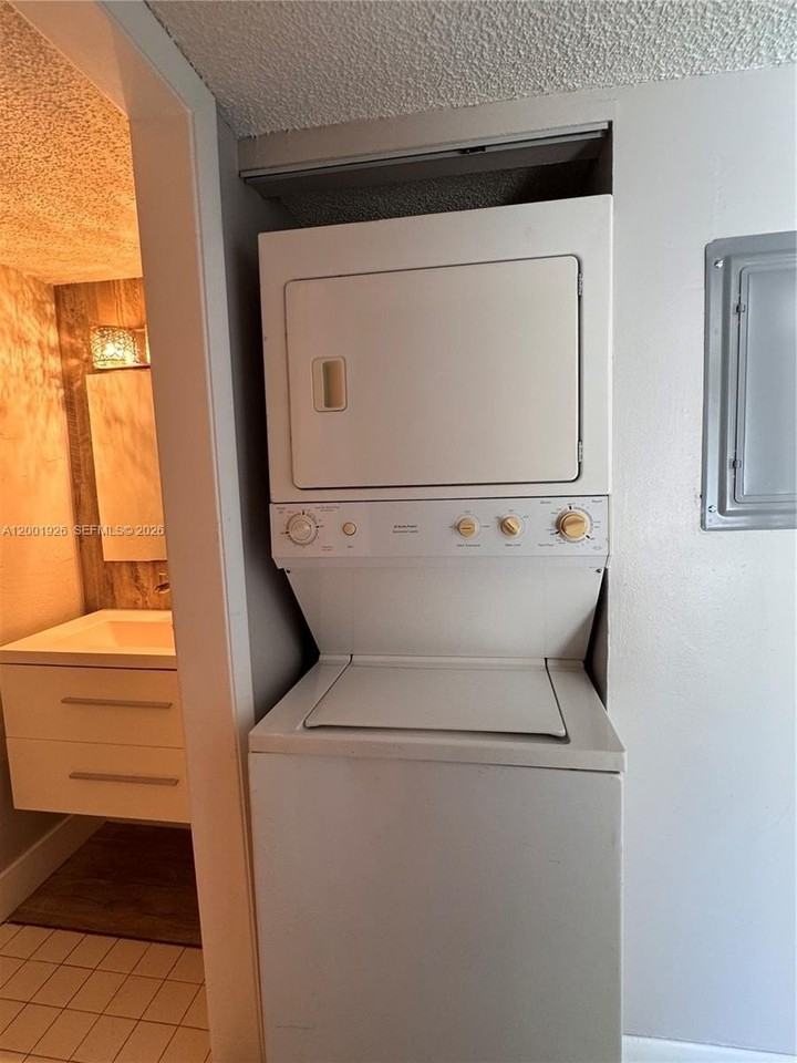 910 Constitution Dr #910C - Photo 5 of 14