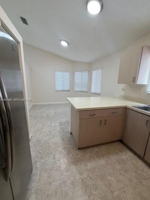 1034 W Jasmine Ln - Photo 7 of 25