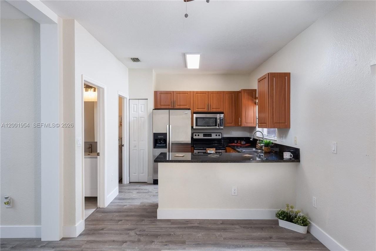 12722 Sw 49th Ct - Photo 6 of 34