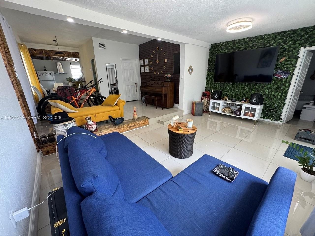 3175 Nw 27th St - Photo 5 of 21