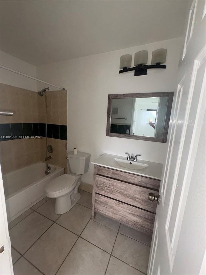 9709 Hammocks Blvd #204 - Photo 3 of 10
