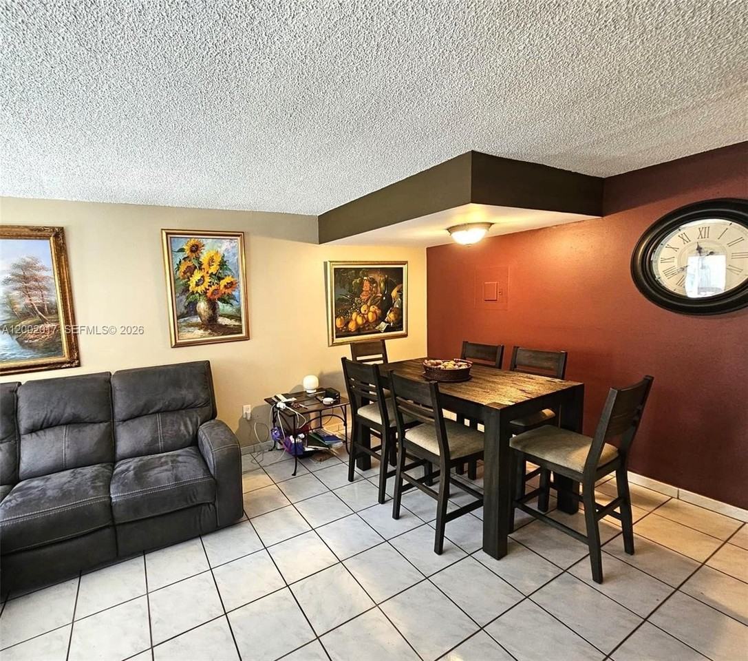 40 Nw 87th Ave #D216 - Photo 7 of 20