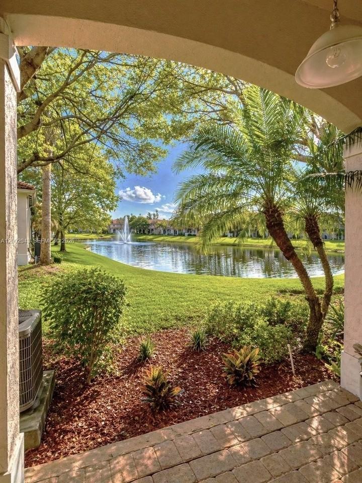 2741 Sw 83rd Ave #104 - Photo 4 of 18