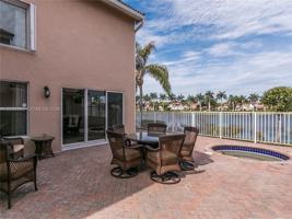 featured image of 1590 Seagrape Way #0