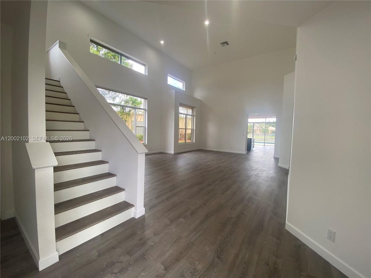 2486 Bay Isle Dr - Photo 6 of 43