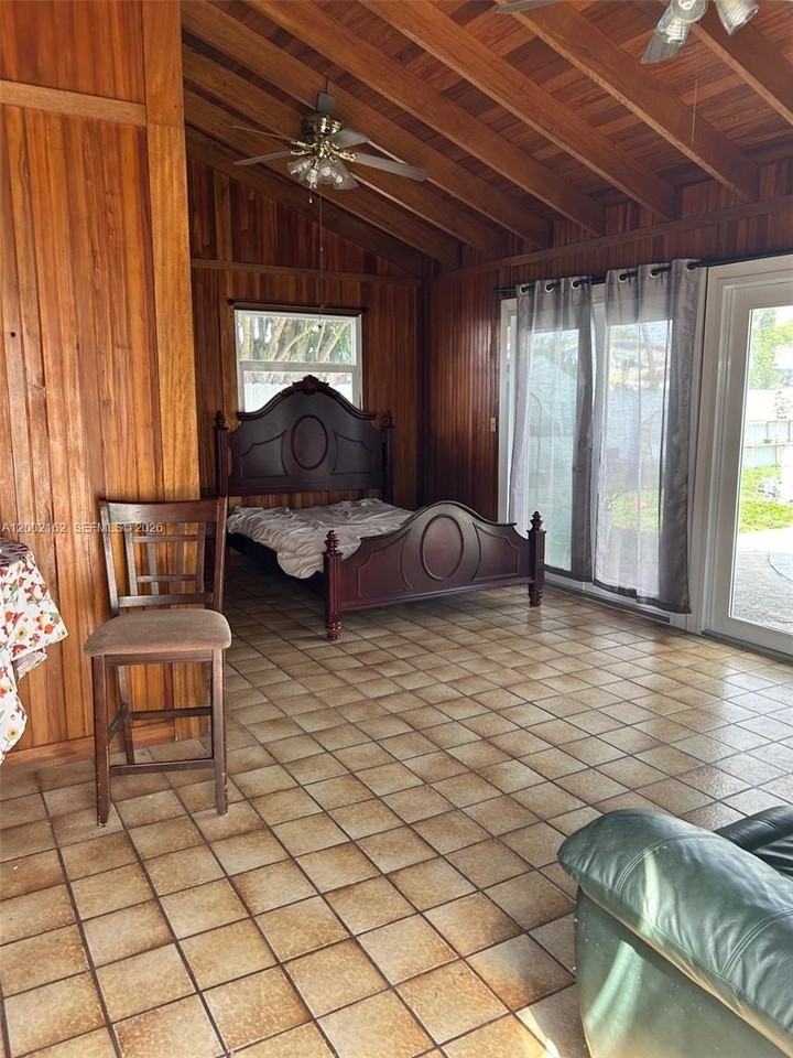 12765 Sw 19th St #REAR - Photo 2 of 8