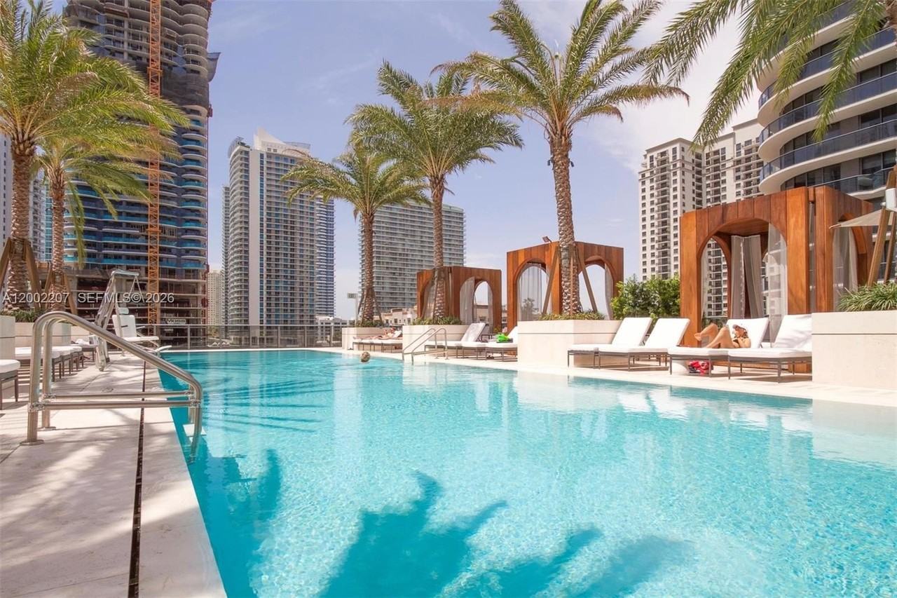 801 S Miami Ave #2002
