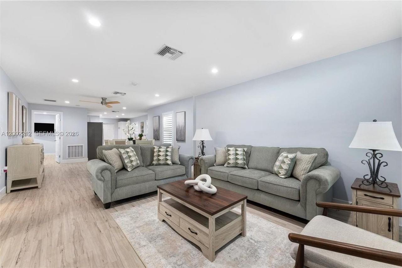 230 Seminole Ave #0 - Photo 3 of 41