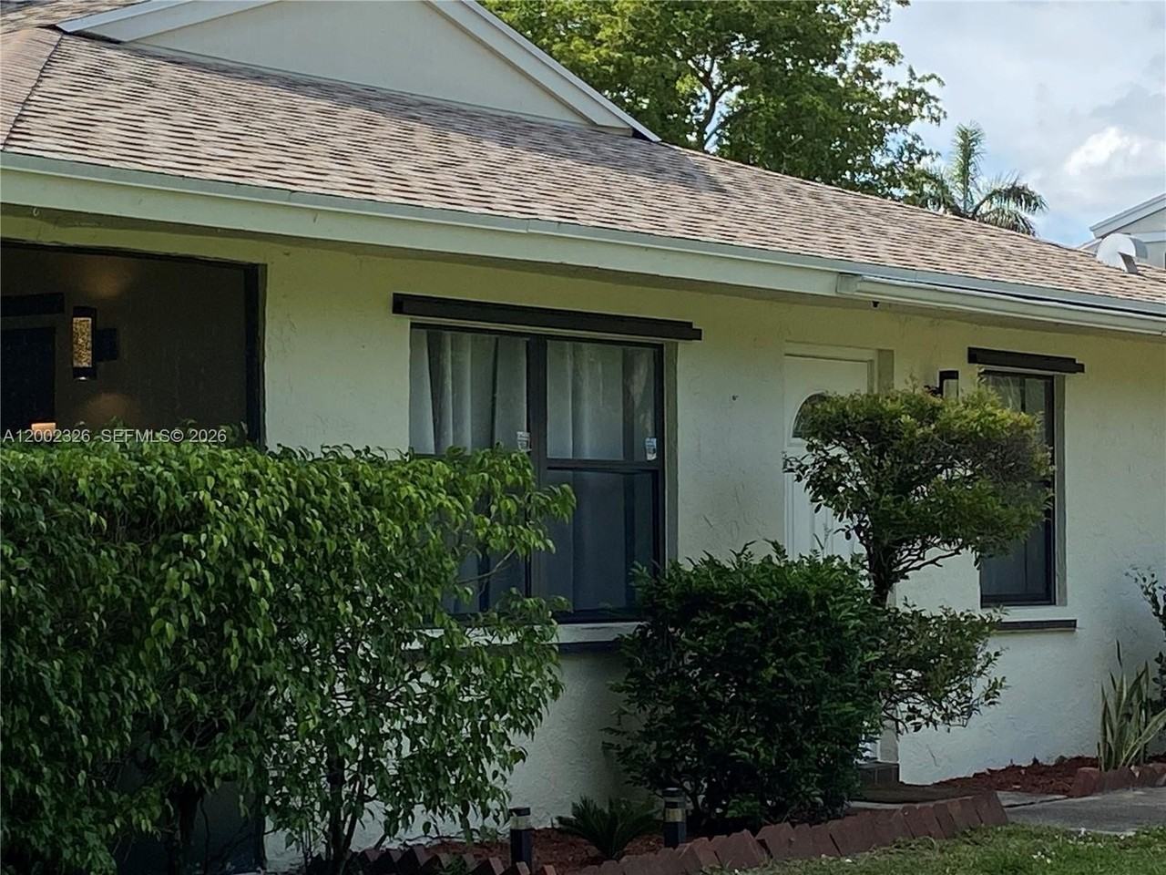 16387 Water Way #16387 - Photo 4 of 33