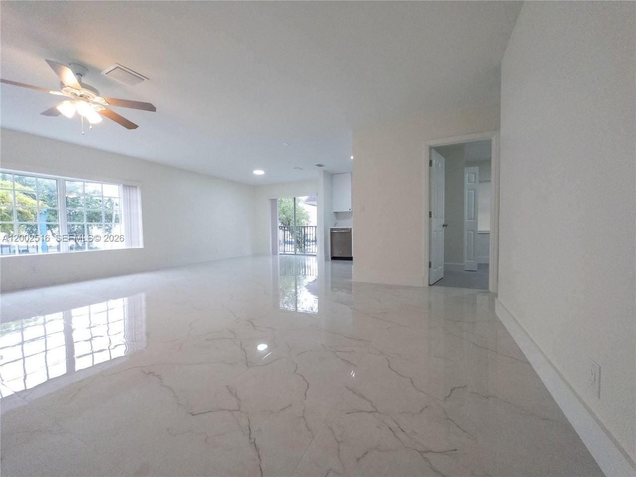 5400 Nw 18th St #3N - Photo 5 of 36